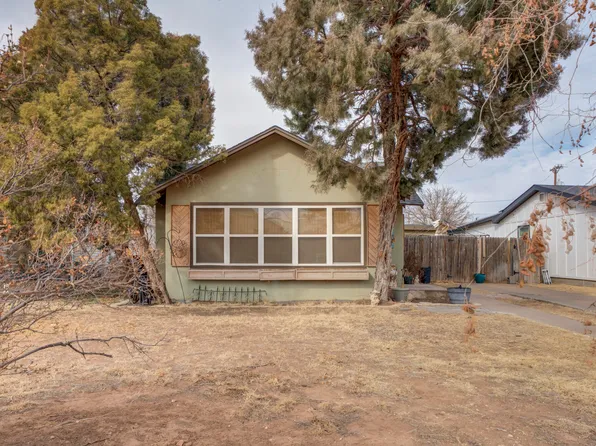 1003 8th St, Shallowater, TX 79363