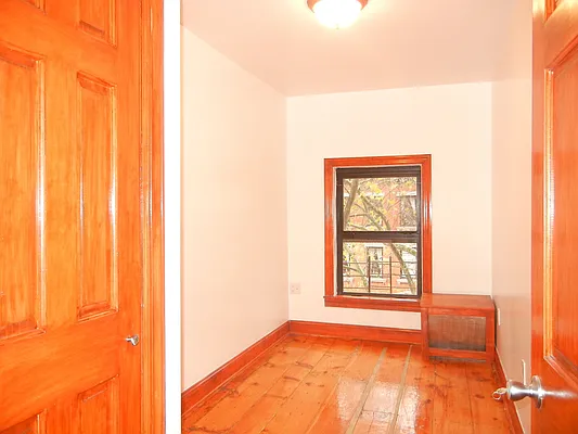 Rented by Brooklyn Heights Real Estate Inc | media 42
