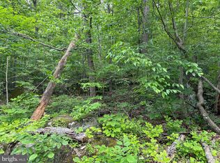 2751 Swamp Creek Rd, Pennsburg, PA 18073