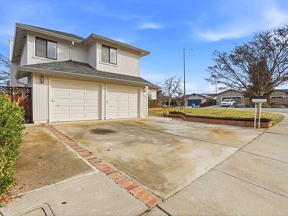 2nd image of 1340 Terrace Dr