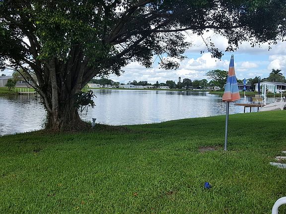 2nd image of 297 Morristown Cay