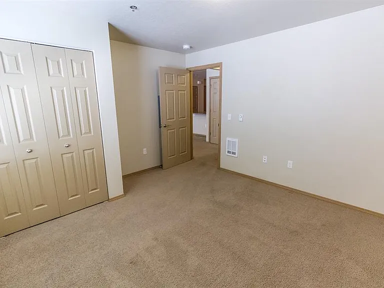 Tyson Vance Apartments — Photo 18