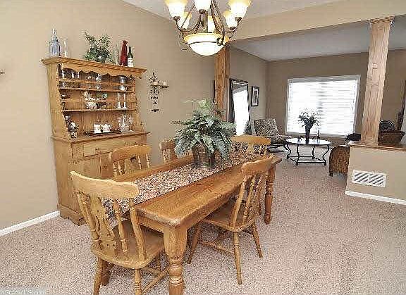 4th image of 13820 Crosscroft Place S