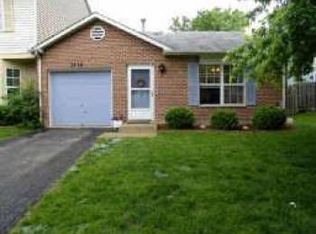 1470 Walnut Cir, Carol Stream, IL 60188
