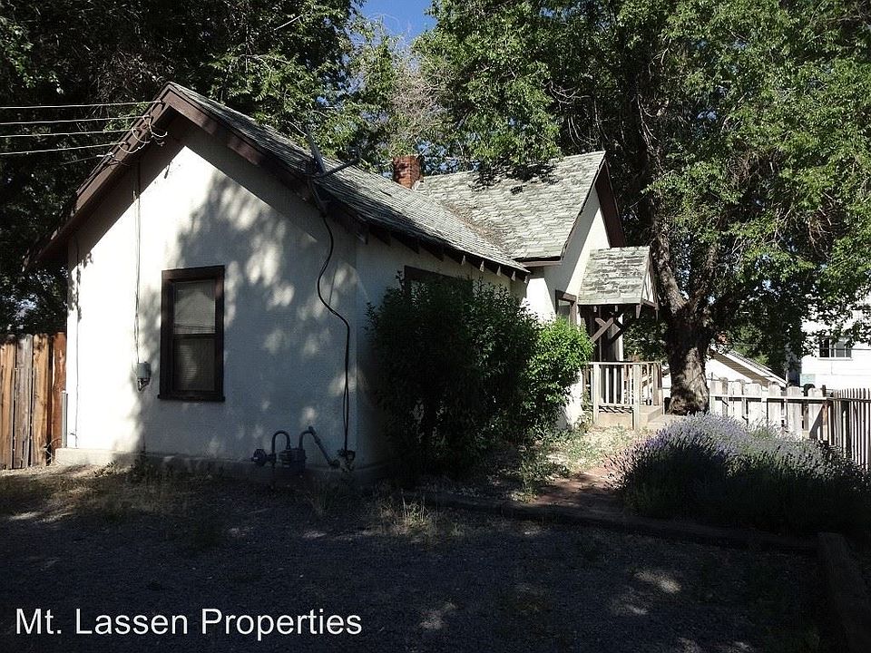 1st image of 915 Cottage St