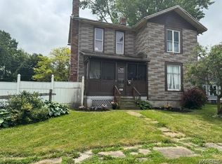 501 S Academy St, Medina, NY 14103