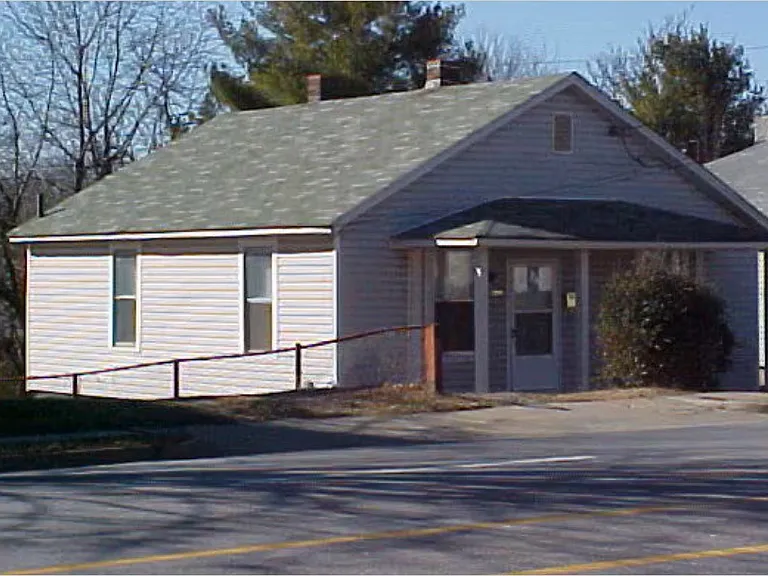 3319 Campbell Ave — Photo 1