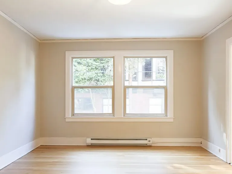 Swansonia Apartments — Photo 31
