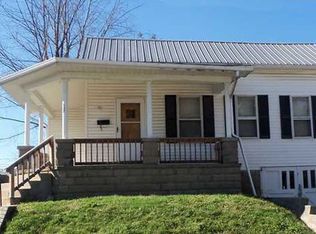 107 NE 9th St, Washington, IN 47501