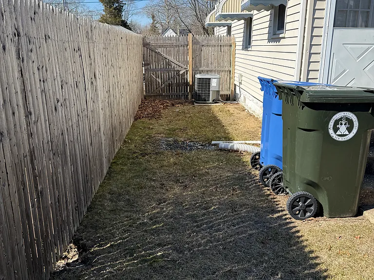 Side yard
