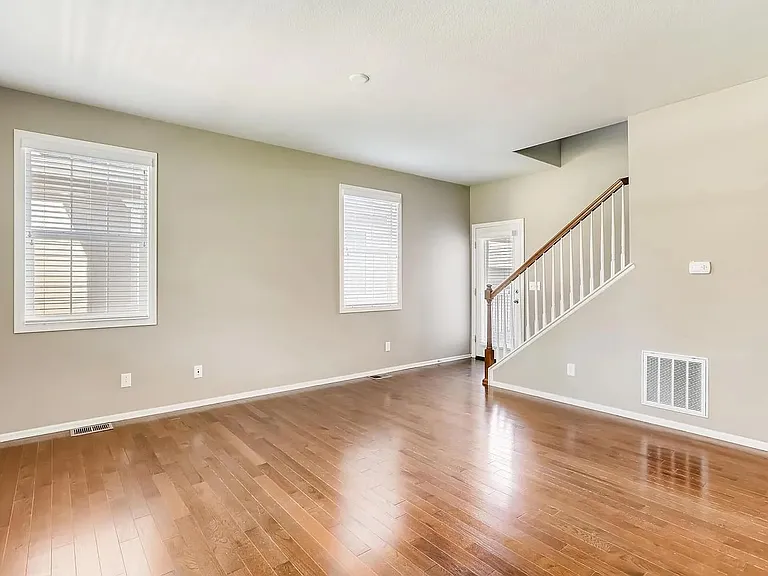 4318 N Meadows Dr — Photo 3