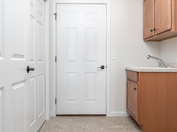 3rd image of 2400 W Crown Dr Unit 3