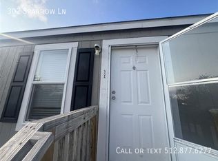 302 Sparrow Ln, Kyle, TX 78640