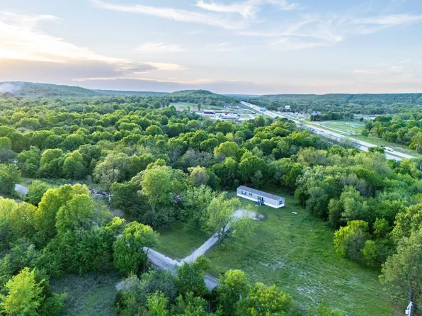 12605 Celia Berryhill Rd, Okmulgee, OK 74447