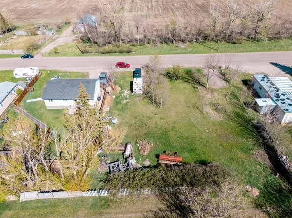 827 2nd St E, Cardston, AB T0K 0K0