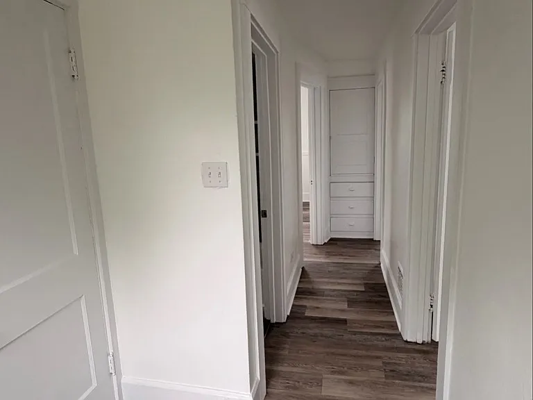 351 E Judson Ave — Photo 7