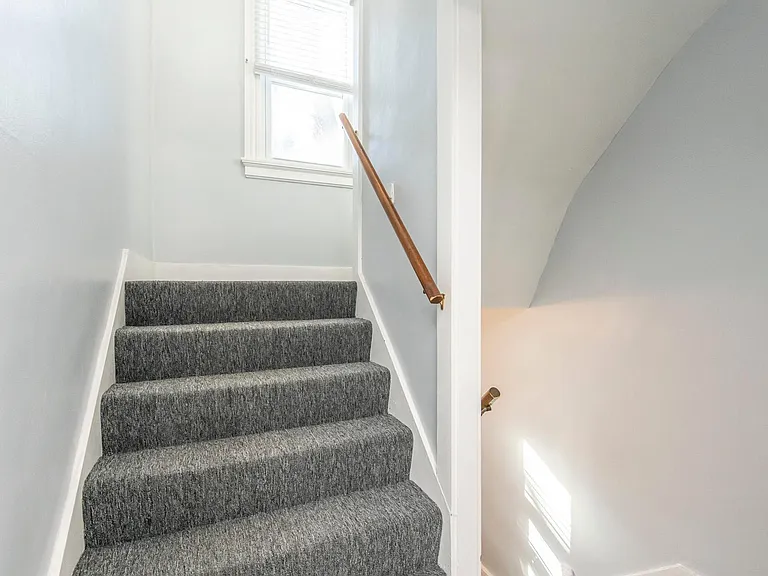 2615 N Wauwatosa Ave #1 — Photo 9