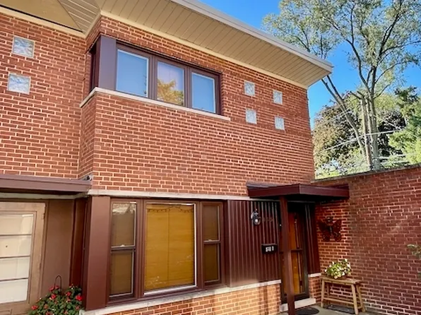 511 1/2 Ridge Rd, Wilmette, IL 60091