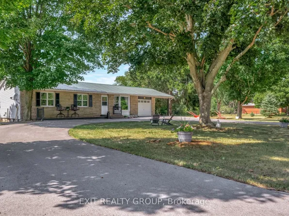 1476 County Road 12, Prince Edward County, ON K0K 2T0