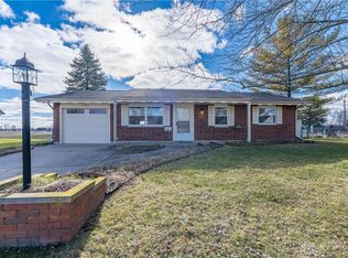 1521 Amesbury Ct, Piqua, OH 45356