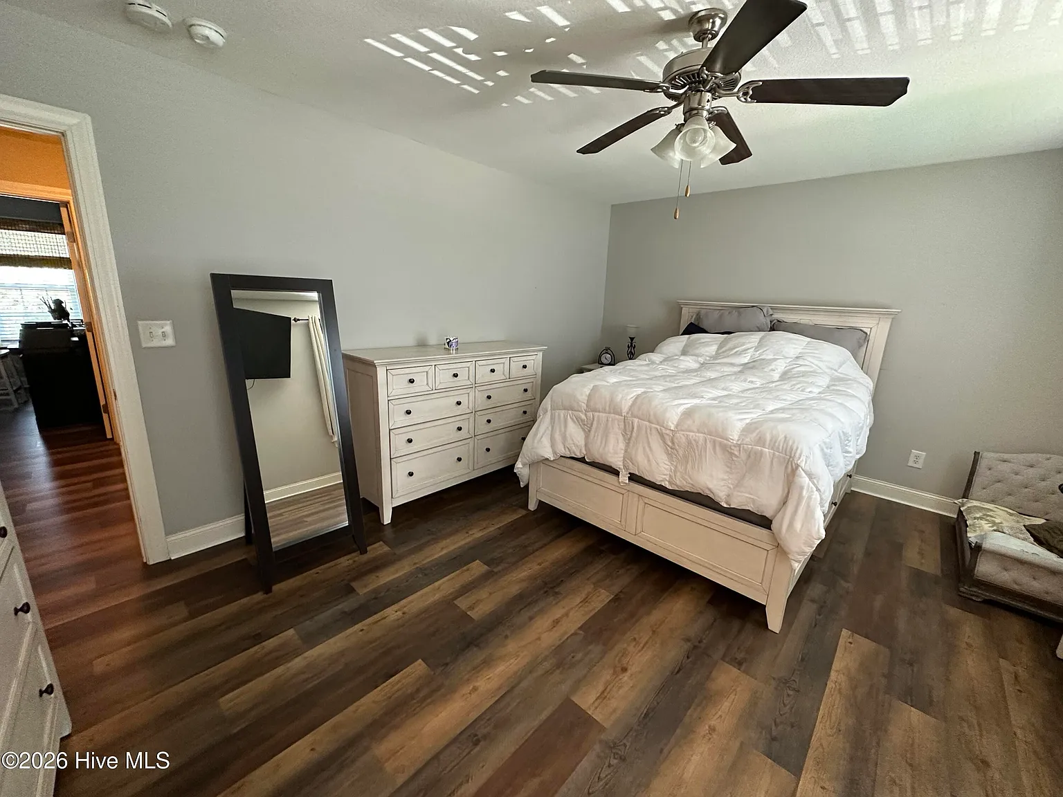 3 bed, 2.5 bath, 1584 sqft, $1,675 — Photo 4