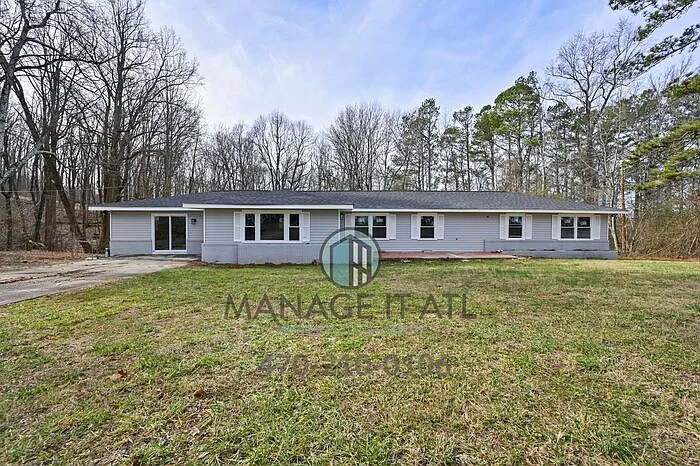 2762 Candler Rd — Photo 1