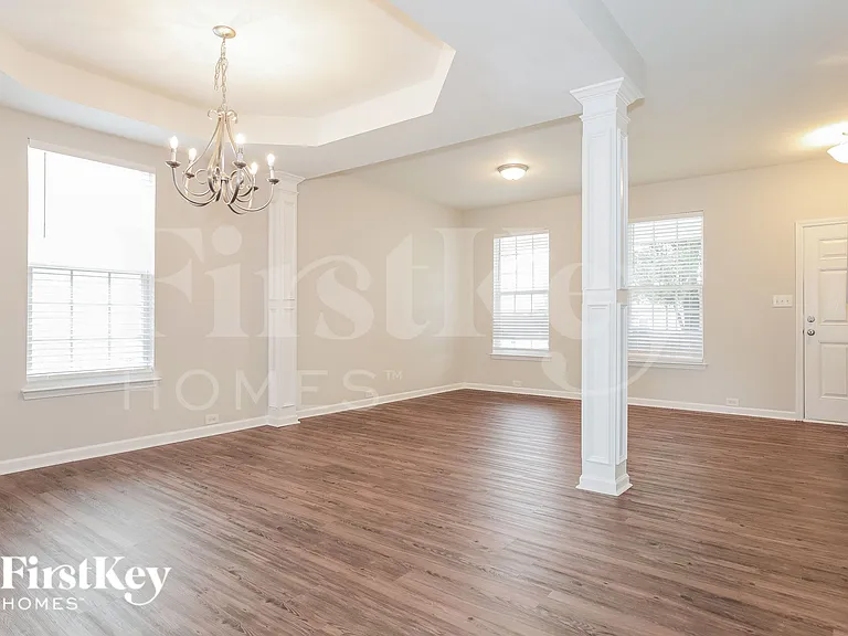 3969 Creekmoore Dr — Photo 6