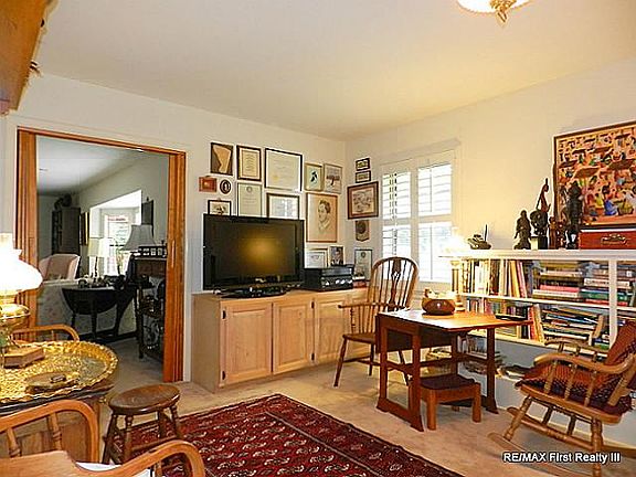 4th image of 4401 E University Dr