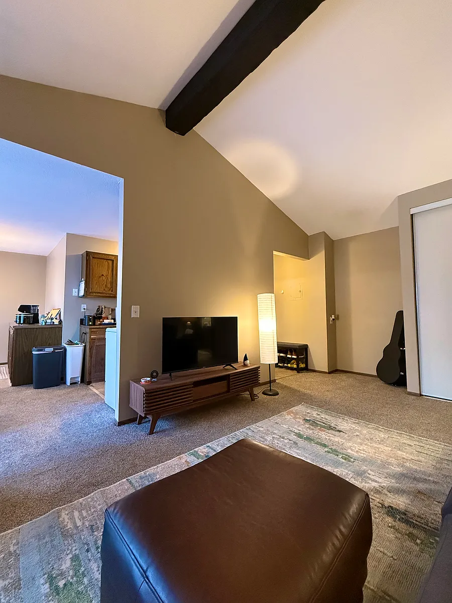Building Photo - 928 Westbrooke Way #5