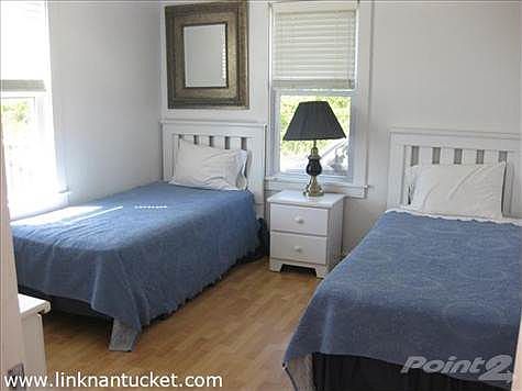 BR 1 twins 1st floor