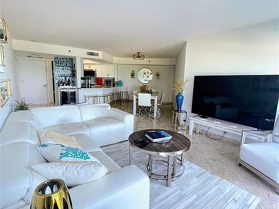 5th image of 6767 Collins Ave APT 409