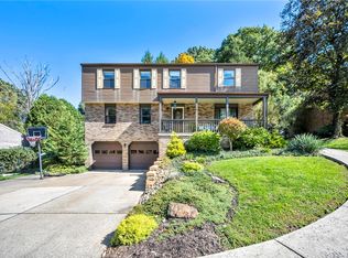 64 Spring Hollow Ct, Pittsburgh, PA 15239