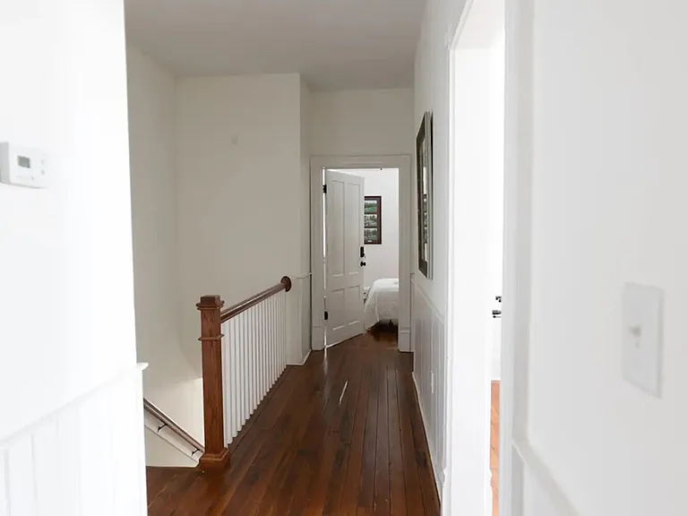 215 12th St #B — Photo 10