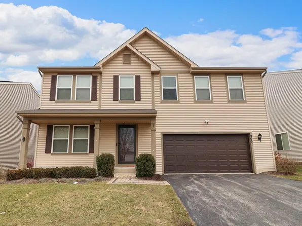 905 Brahms Rd, Volo, IL 60073