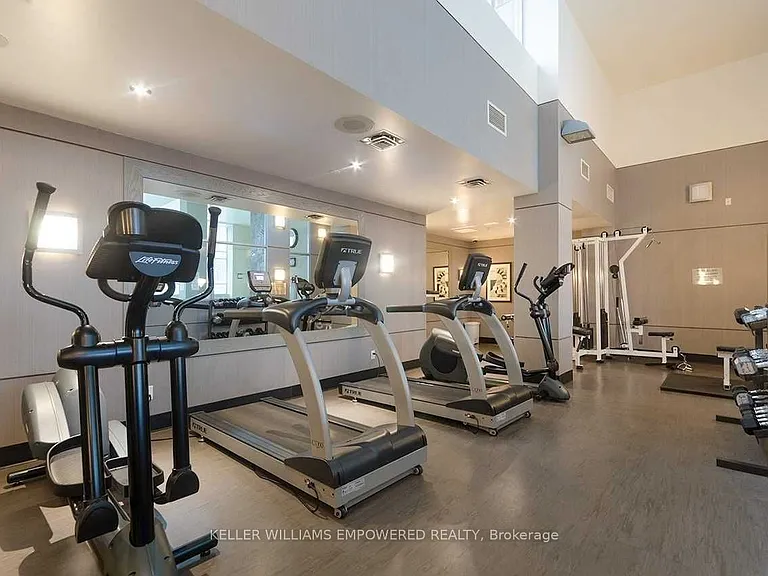 48 Suncrest Blvd #803 — Photo 16
