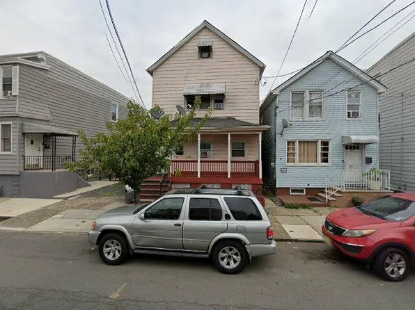 609 4th Ave #B, Elizabeth, NJ 07202