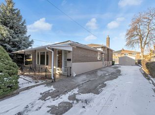 90 Goldsboro Rd, Toronto, ON M9L 1A8