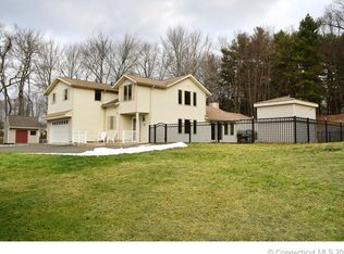 26 Hicksville Rd, Cromwell, CT 06416