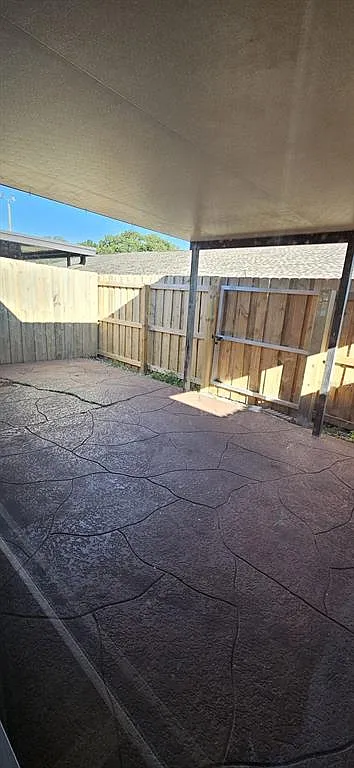 2 bed, 2.0 bath, 991 sqft, $1,550 — Photo 3
