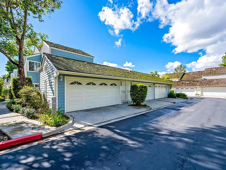 620 Holbrook Ct #101 — Photo 59