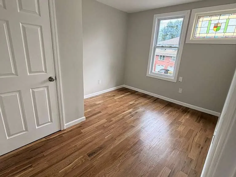 200 Maple Ave #2 — Photo 8