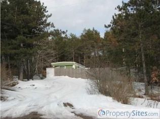 1028 N Luce Ave, White Cloud, MI 49349