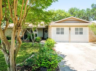 7057 Autumn Chase St, Leon Valley, TX 78238