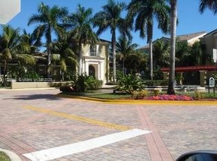 2160 E Preserve Way APT 104, Hollywood, FL 33025