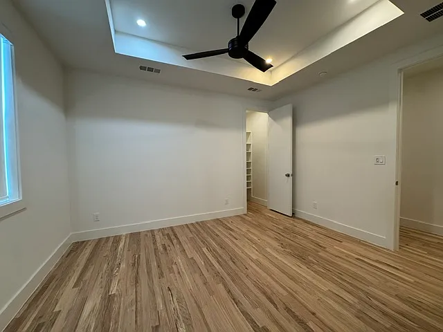 5115 Vanderbilt Ave — Photo 44