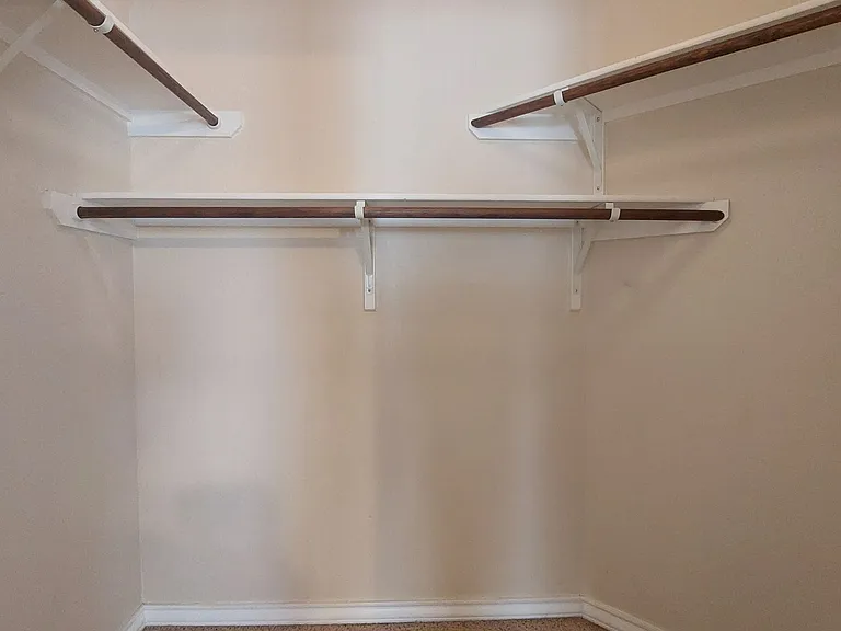 4916 Appleseed Ct — Photo 15