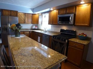 707 W Baldwin St, Saint Johns, MI