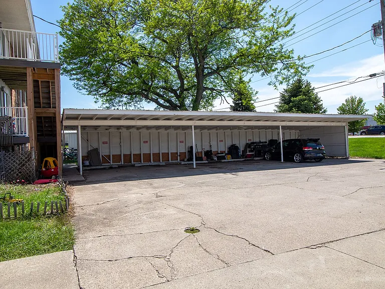 2713 Luther Dr — Photo 32