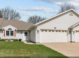 1274 W 18th Ave, Oshkosh, WI 54902