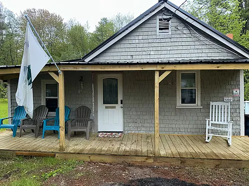 384 Parker Farm Rd Photo 1